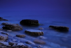 море, камни, ночь
