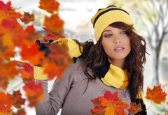 осень, листья, ветер. волосы, шарф