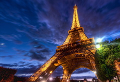 Париж,Эйфелева башня.