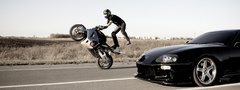 дорога, машина, honda supra, черная, мотоцикл, трюк, на заднем колесе