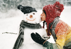 зима, снеговик, снег, девушка, поцелуй