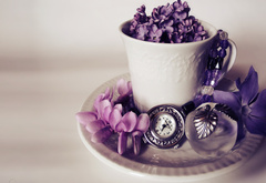 чашка, предметы, цветы, часы, бусы, разное, фиолетовый, цвет