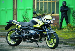 BMV.мотоцикл, асфальт, трава