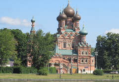 Москва, Останкинский пруд, собор