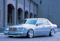 Mercedes Benz W124 E (1999)